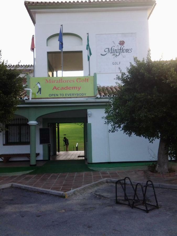 Apt 1 Ch Costa del Sol Sitio de Calahonda dans maison d'hôte Entrée indépendante Mijas Esterno foto
